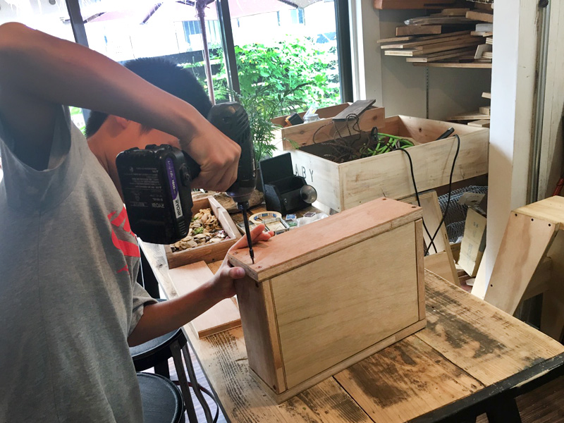 夏の子供工作ワークショップ